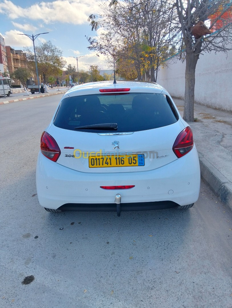 Peugeot 208 2016 Allure Facelift