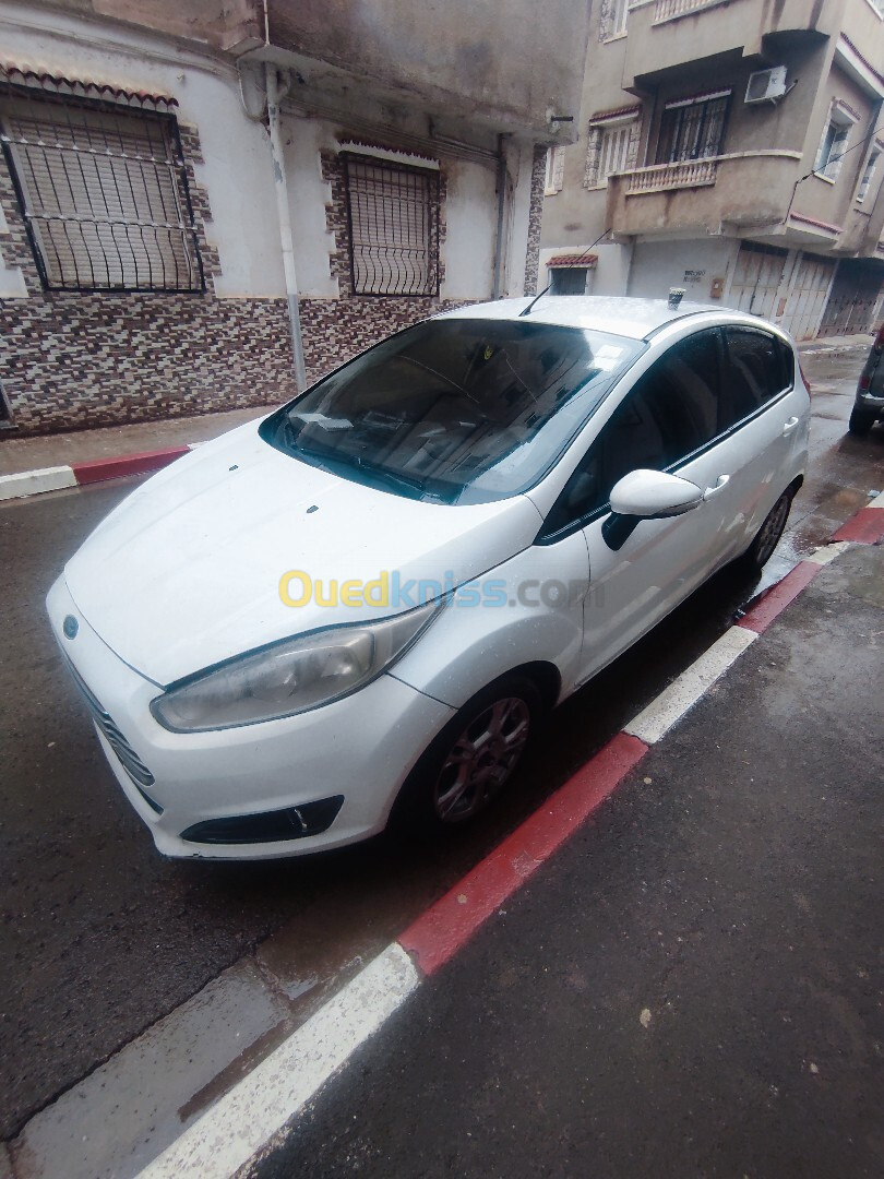 Ford Fiesta 2014 Titanium 