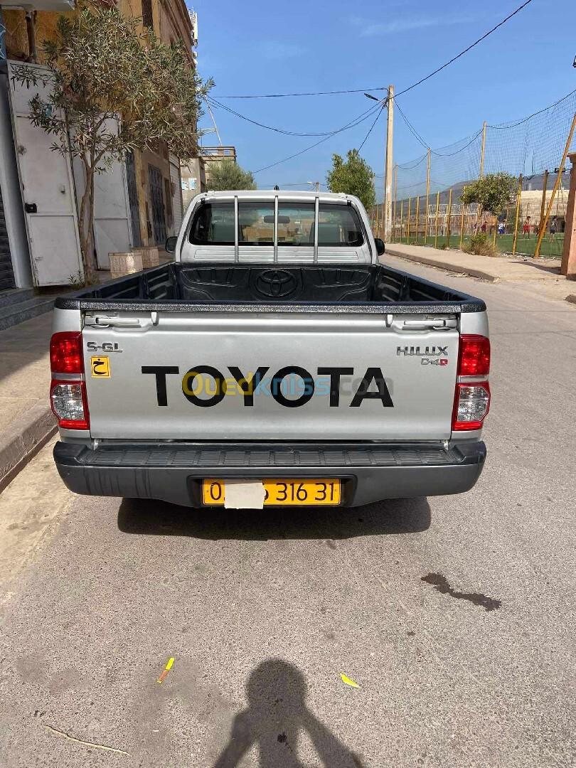 Toyota Hilux 2016 