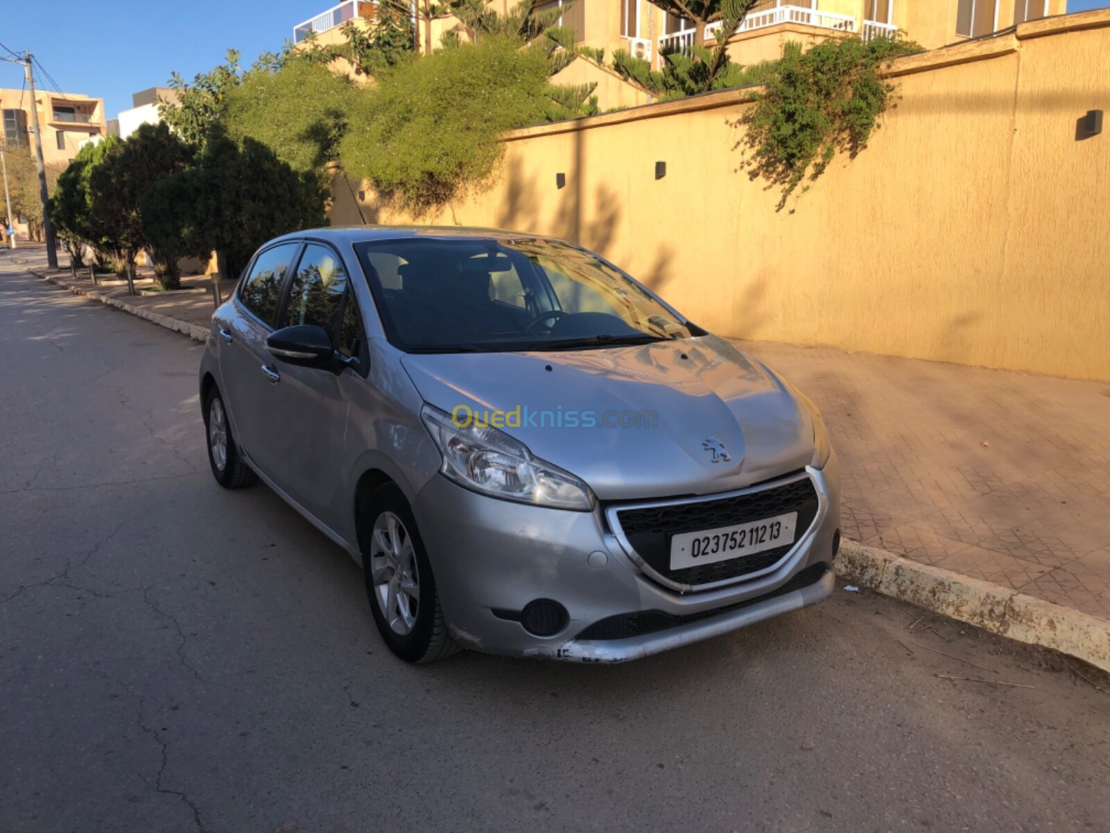 Peugeot 208 2012 