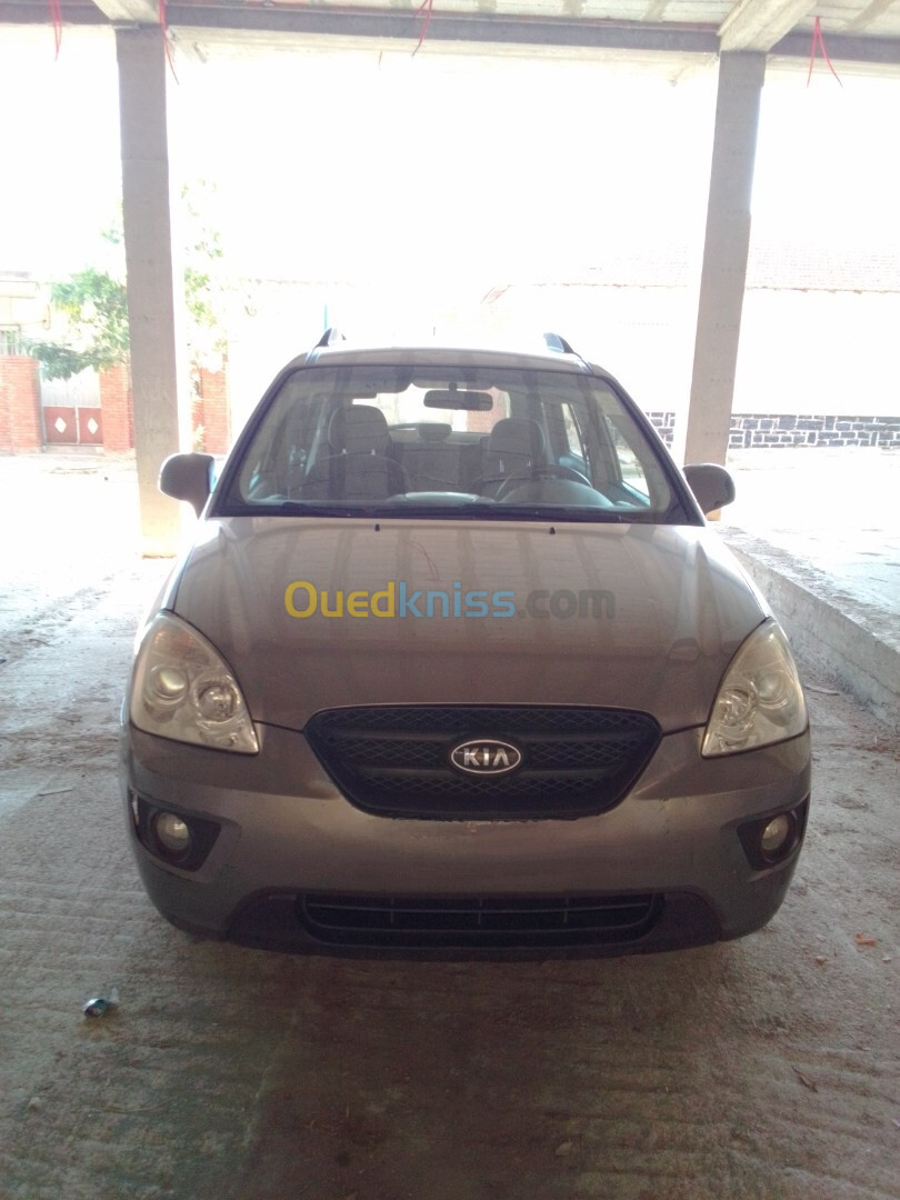 Kia Carens 2010 