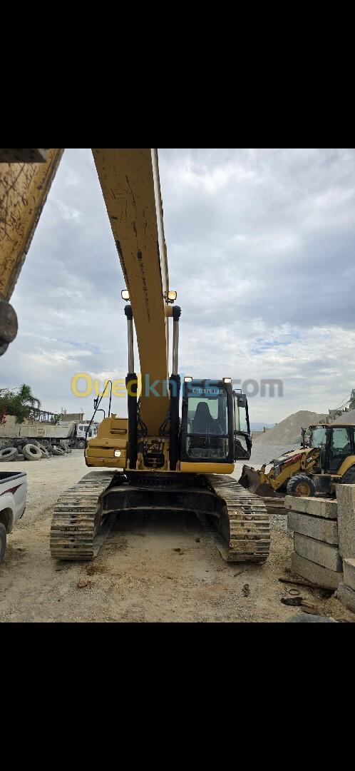 Caterpillar 330DL 2010