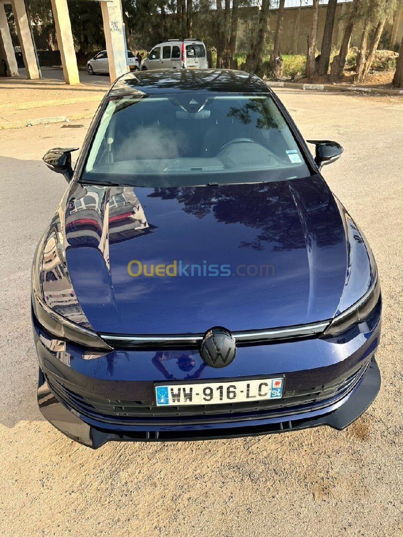 Volkswagen Golf 8 2021 1,0