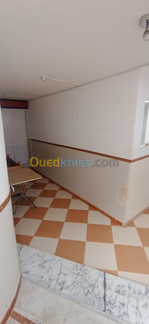 Location Appartement F4 Alger Hussein dey