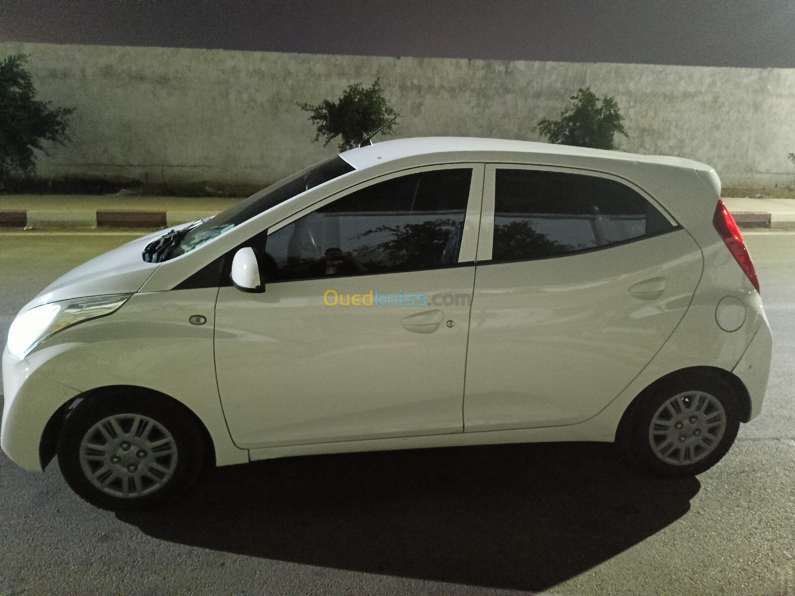 Hyundai EON 2012 