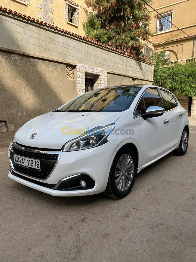 Peugeot 208 2019 Allure Facelift