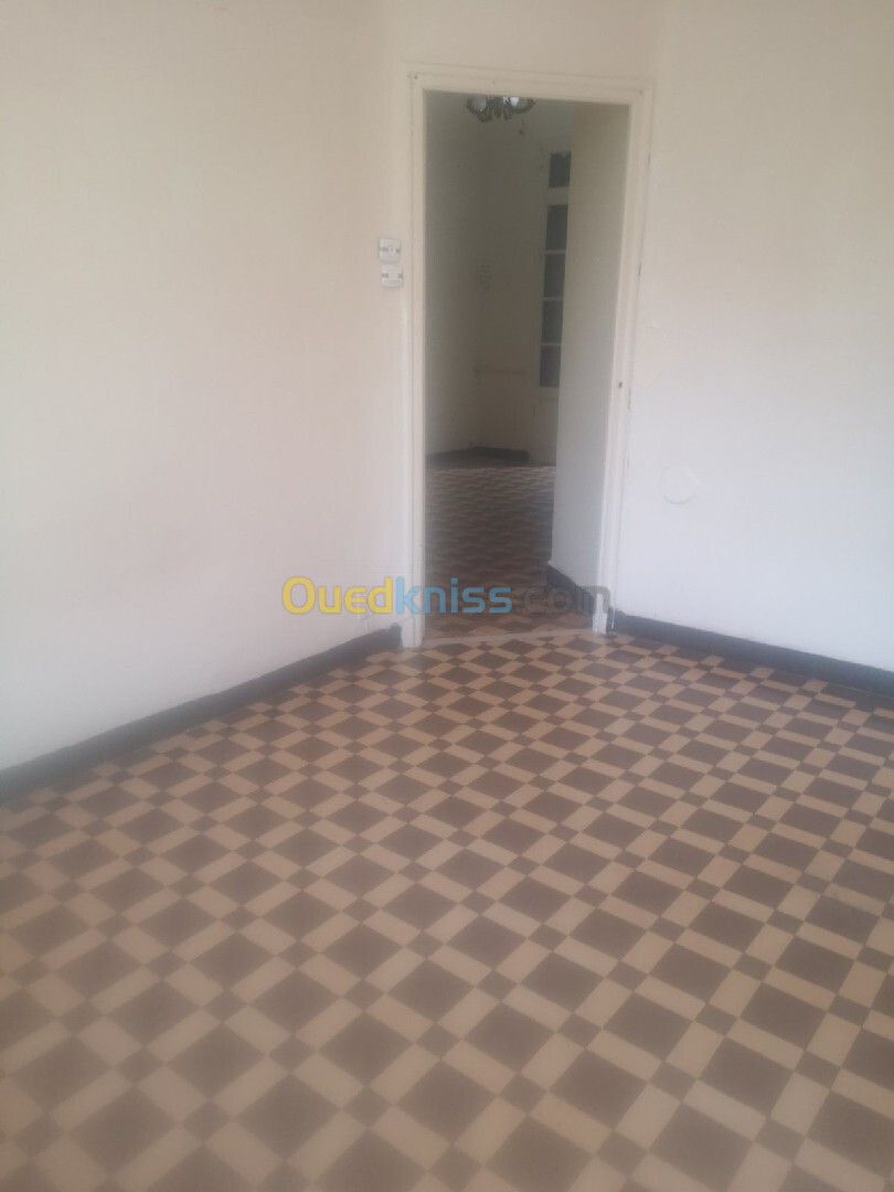 Vente Appartement F2 Alger Belouizdad