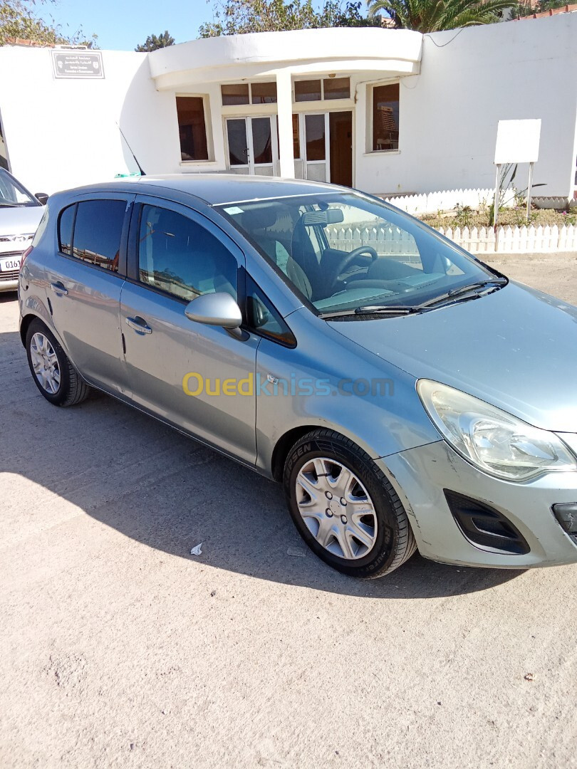 Opel Corsa 2011 Enjoy Pack