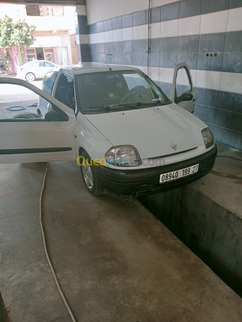 Renault Clio 2 1999 Expression