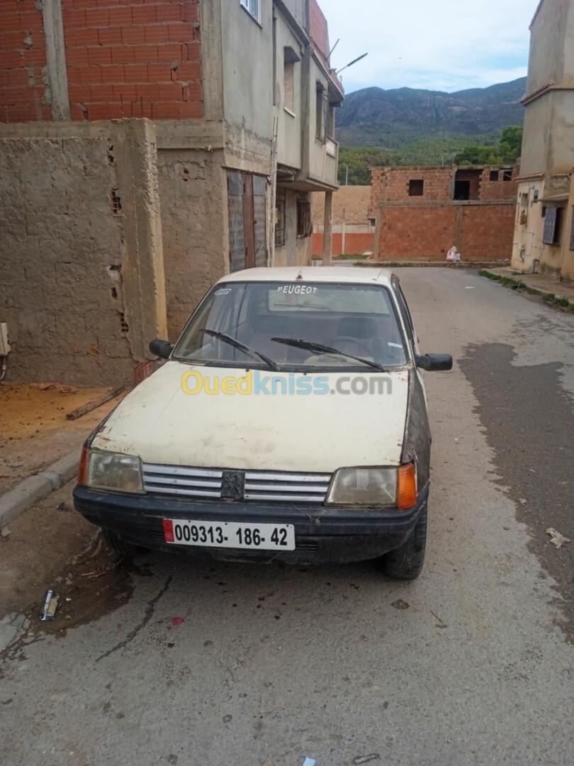 Peugeot 205 1986 Junior