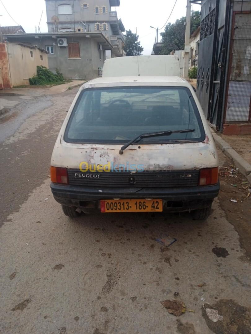 Peugeot 205 1986 Junior