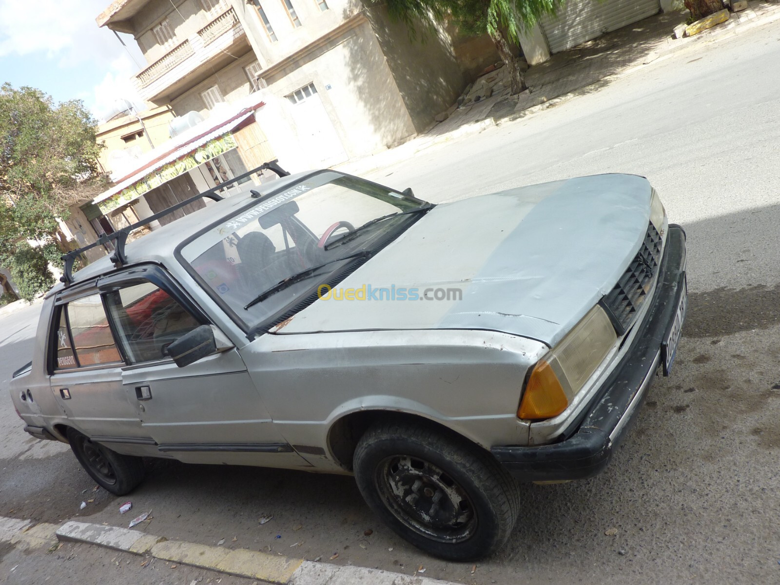 Peugeot 305 1987 305