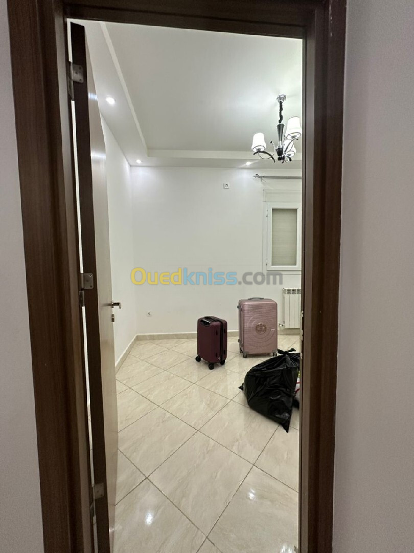 Vente Appartement F4 Alger Bordj el bahri