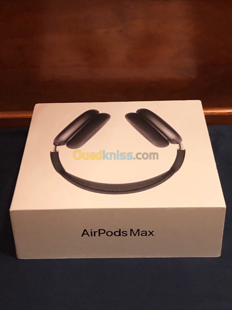 Airpods max