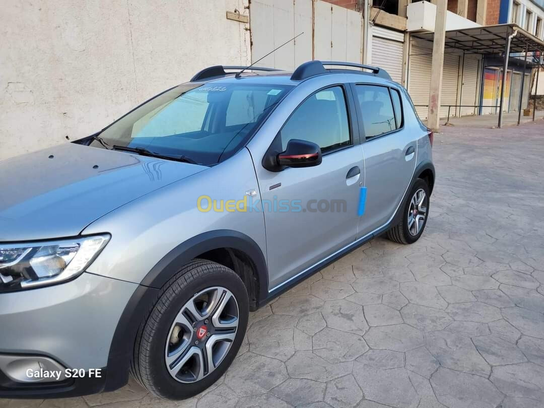 Dacia Sandero 2019 Techroad