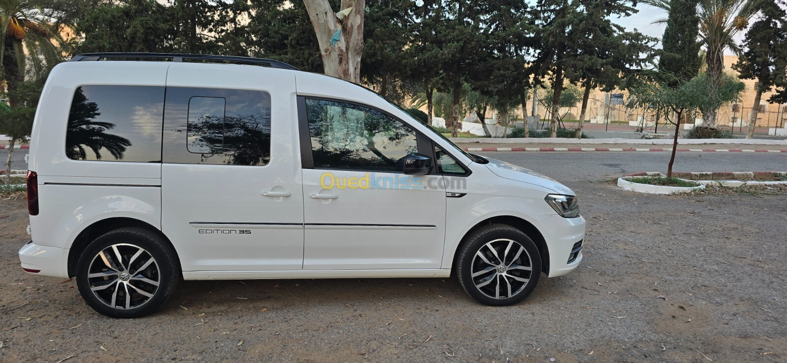 Volkswagen Caddy 2019 Edition 35