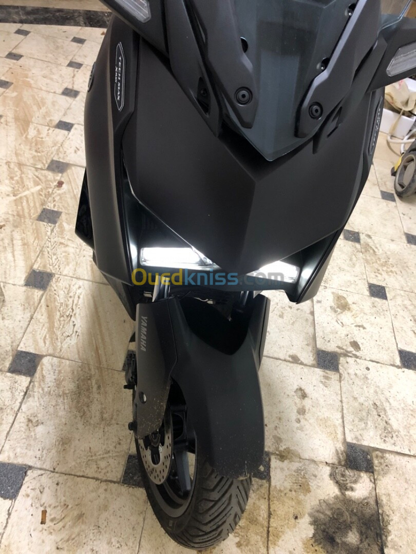 Yamaha Xmax 300 2024