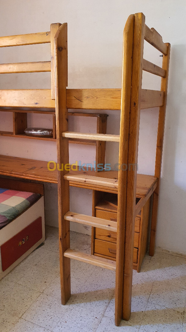 Lit mezzanine avec bureau et caisson 3 tiroirs style scandinave + étagère 