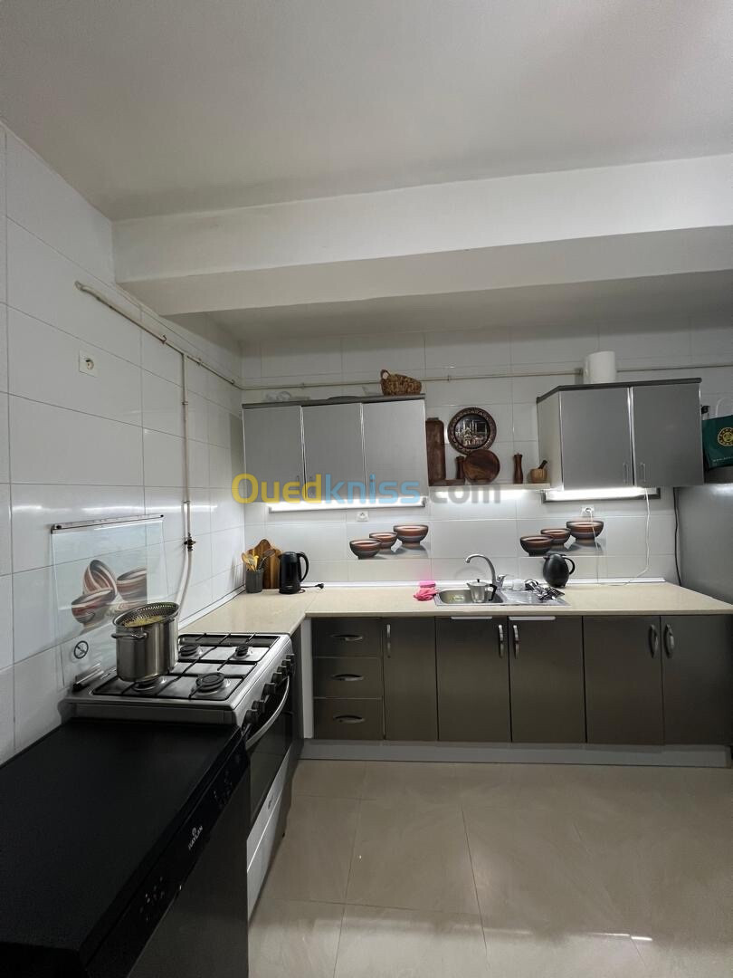 Location Appartement F3 Alger Draria