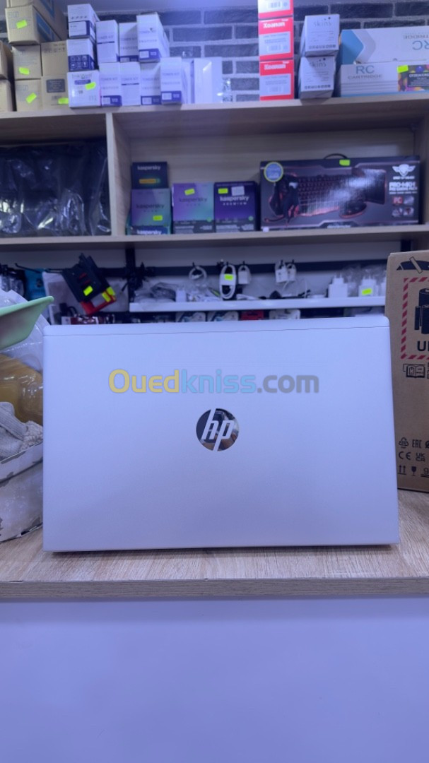 HP ProBook 450 G10 - Intel Core I7-1355U - 16Go - 512 Go - 15.6inch Full HD