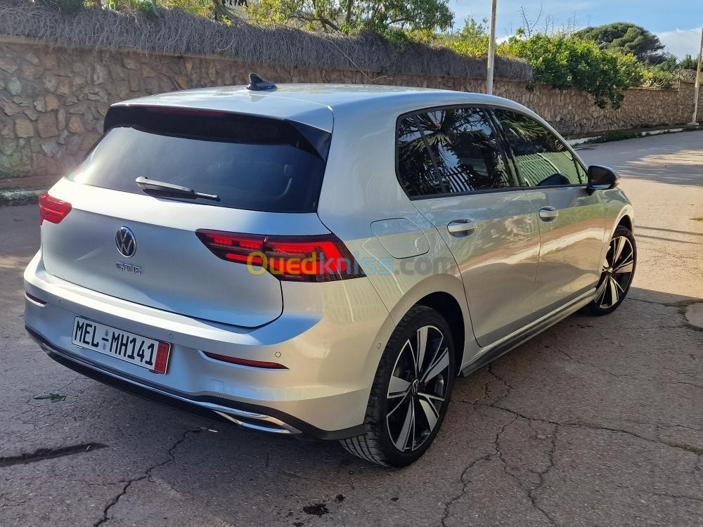 Volkswagen Golf  8 GTE 2021 