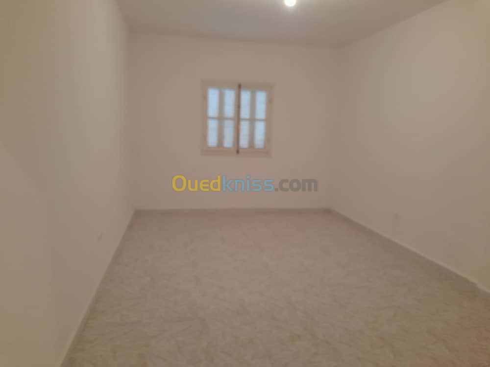 Location Appartement F3 Alger Saoula