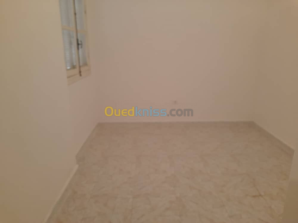 Location Appartement F3 Alger Saoula