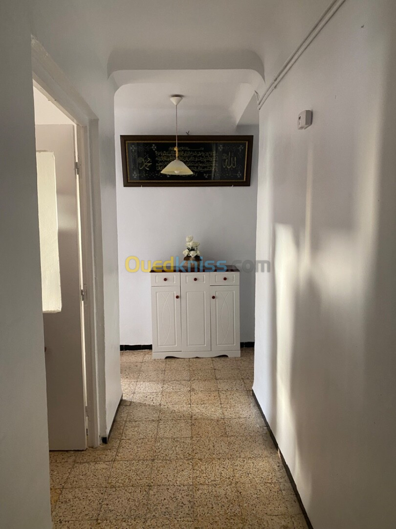 Location Appartement F4 Oran Oran