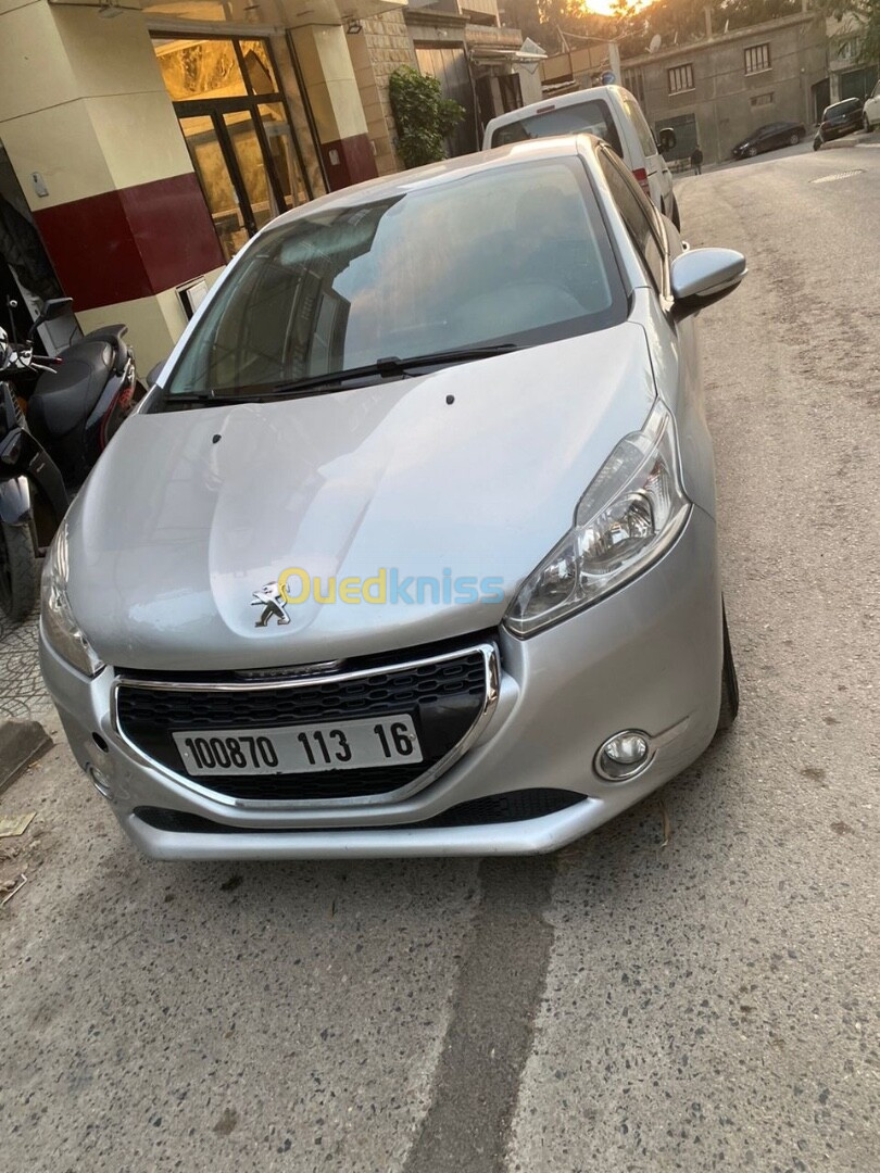 Peugeot 208 2013 Allure