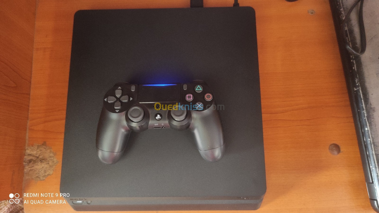 PS4 slim 1T flaché goldhen 9.00