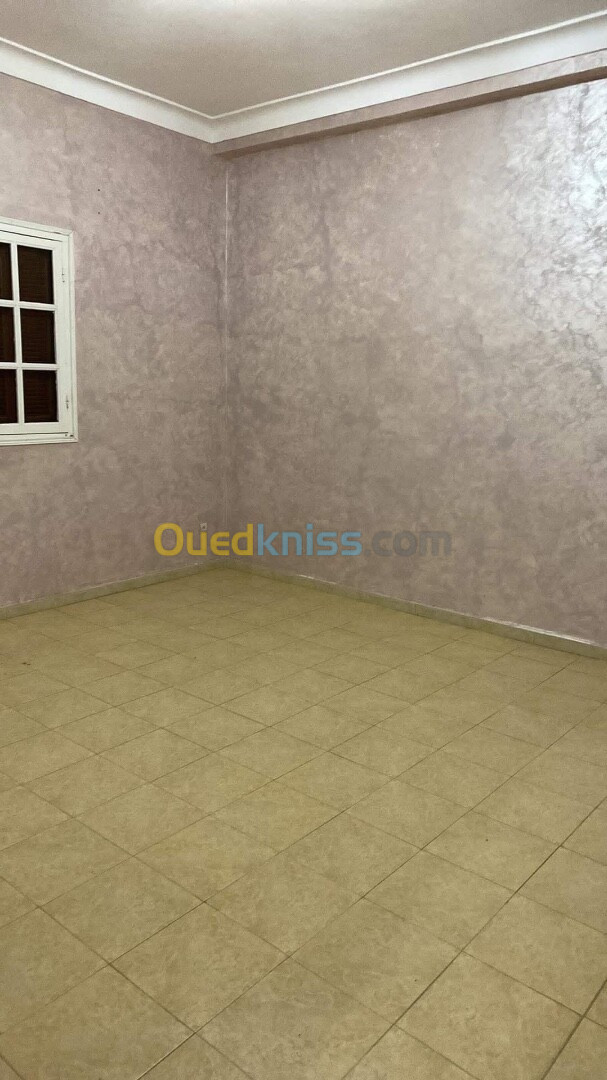 Location Appartement F3 Alger Bouzareah