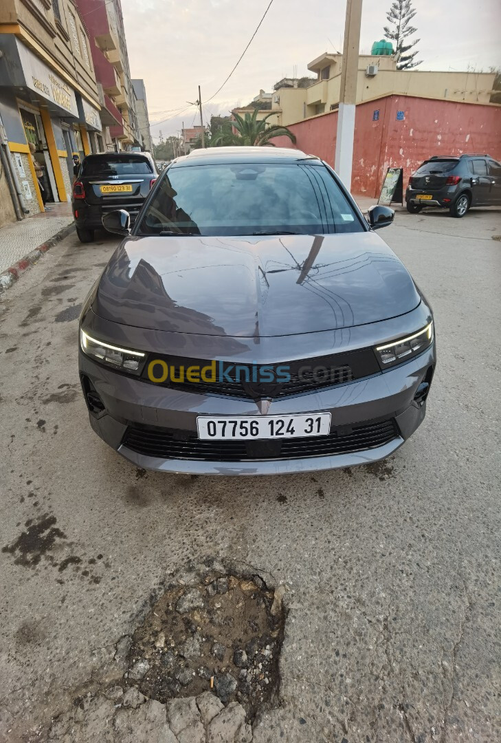 Opel Astra 2024 Gs line