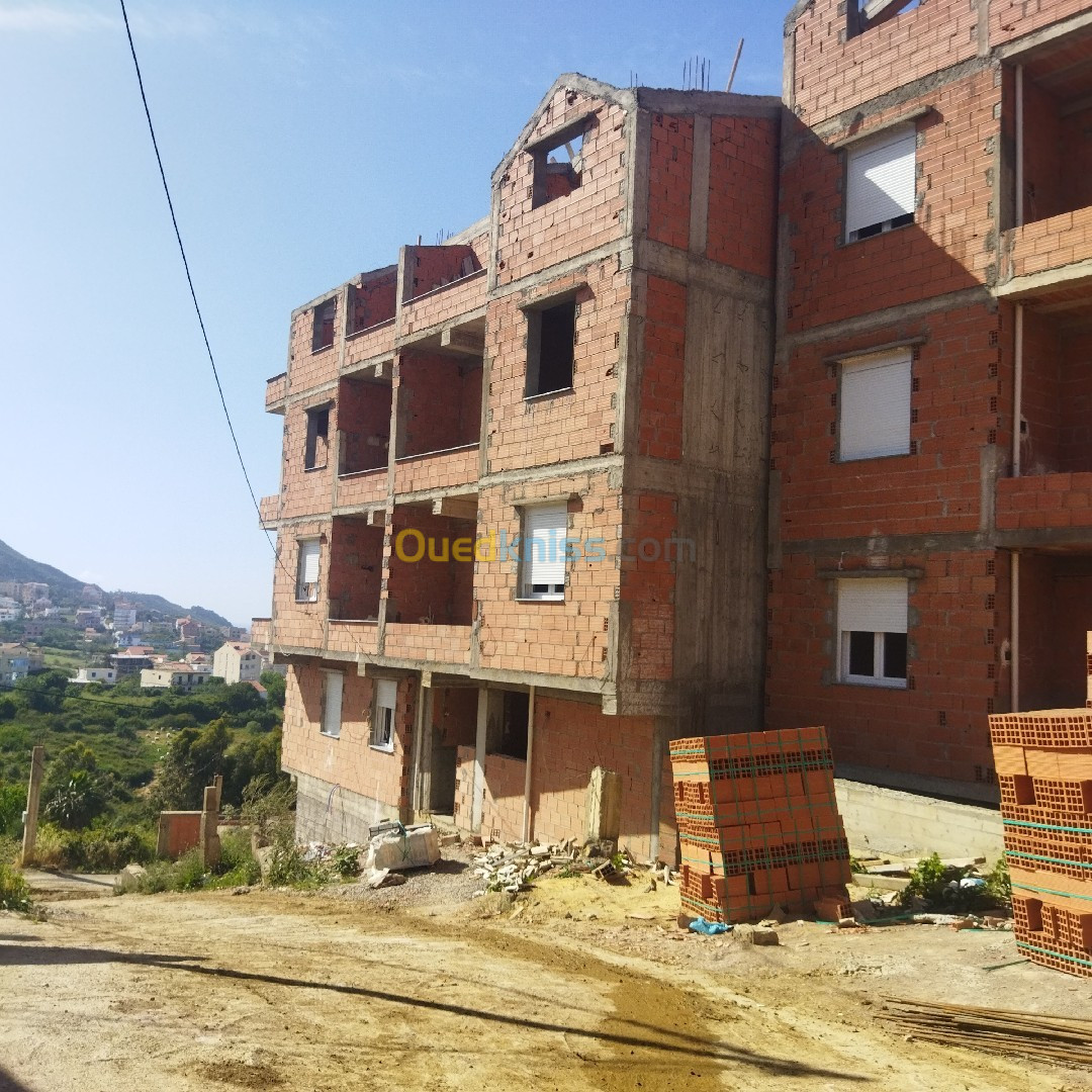 Vente Appartement F3 Tizi Ouzou Tigzirt