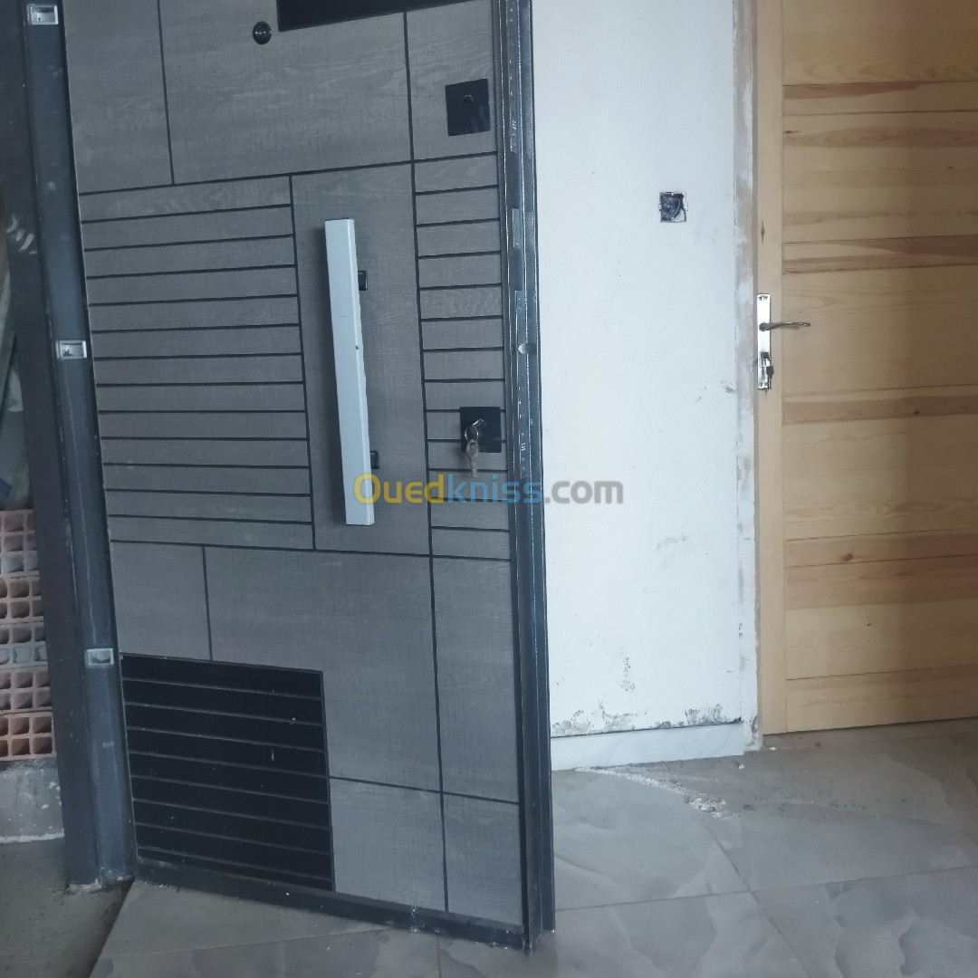 Vente Appartement F3 Tizi Ouzou Tigzirt