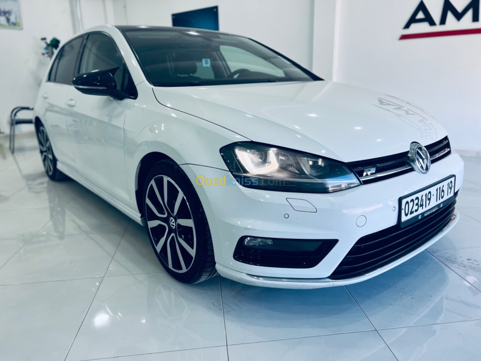 Volkswagen Golf 7 2016 Kara +