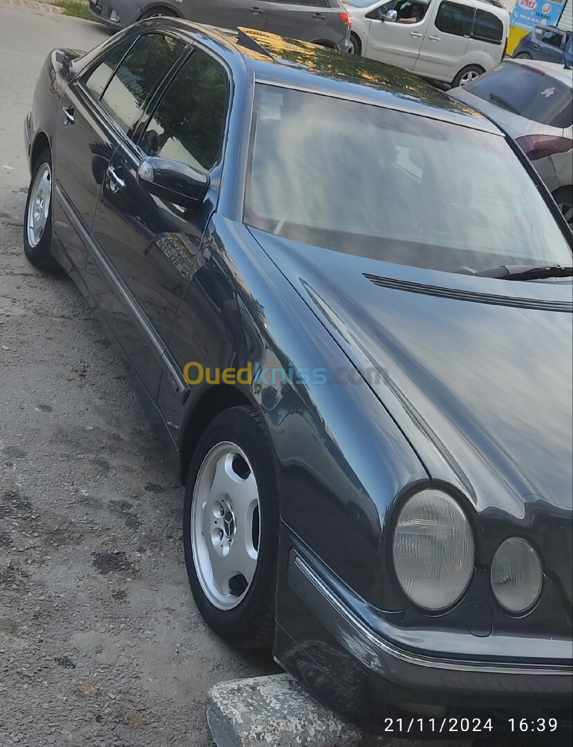 Mercedes Classe E 1998 Classe E