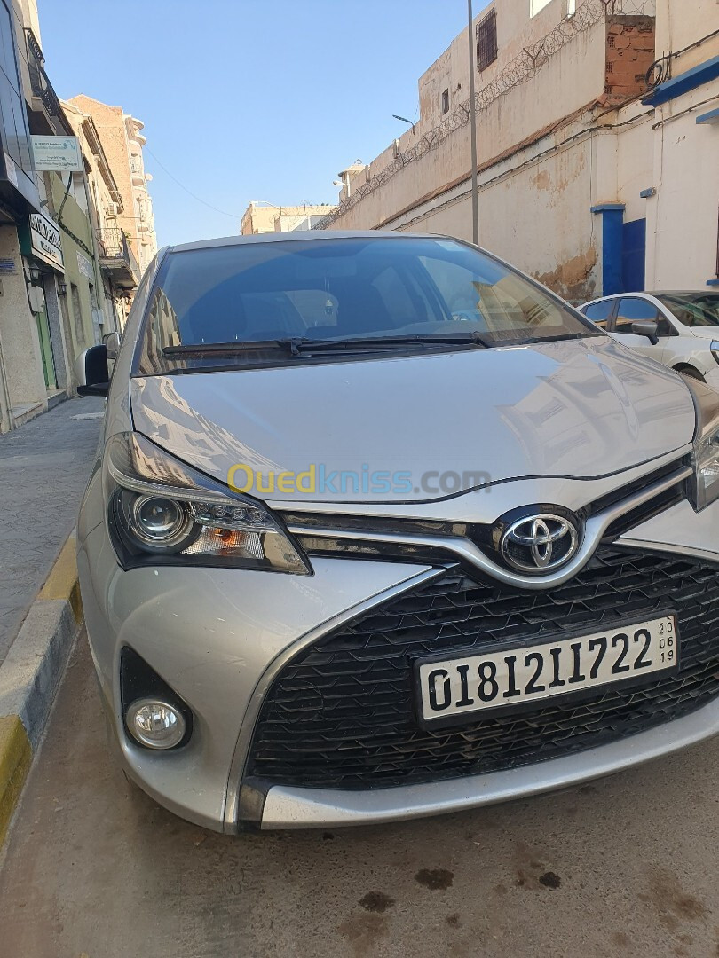 Toyota Yaris 2017 Red Edition