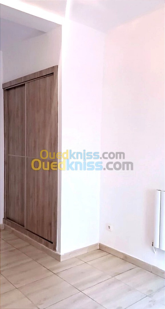 Location Appartement F4 Alger Souidania