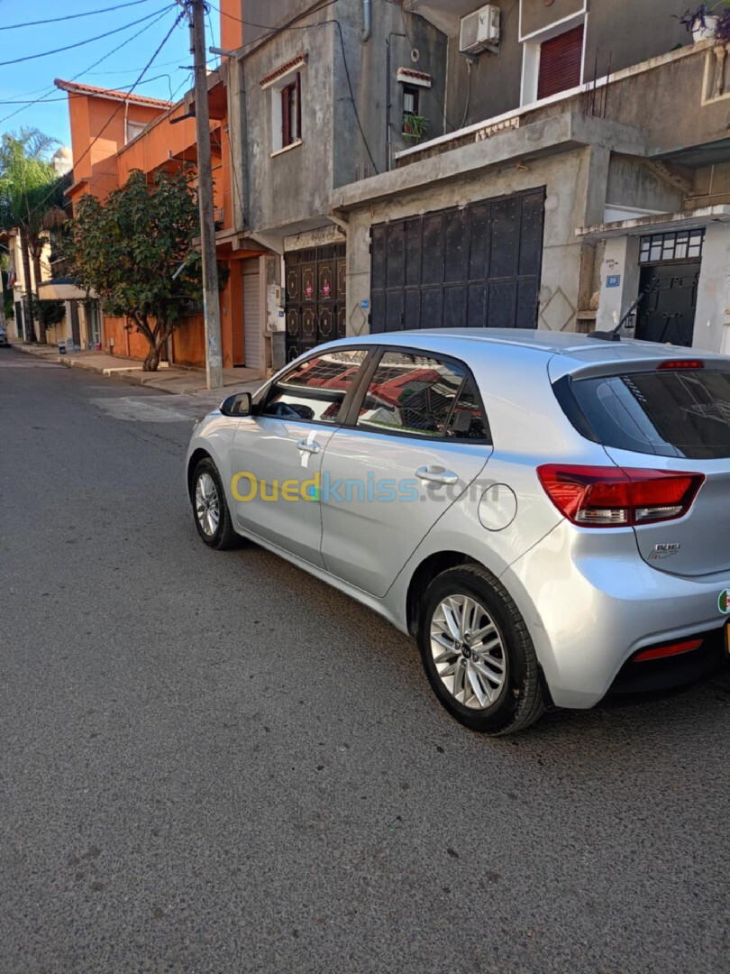 Kia Rio 2020 Start+