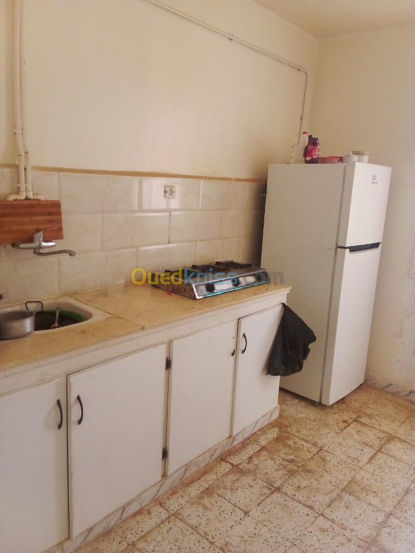 Location vacances Appartement F2 Tipaza Bou ismail