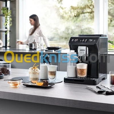 Machine a café avec broyeur Delonghi Eletta Explore 19 BARS boissons chaudes & froides CAPPUCCINO