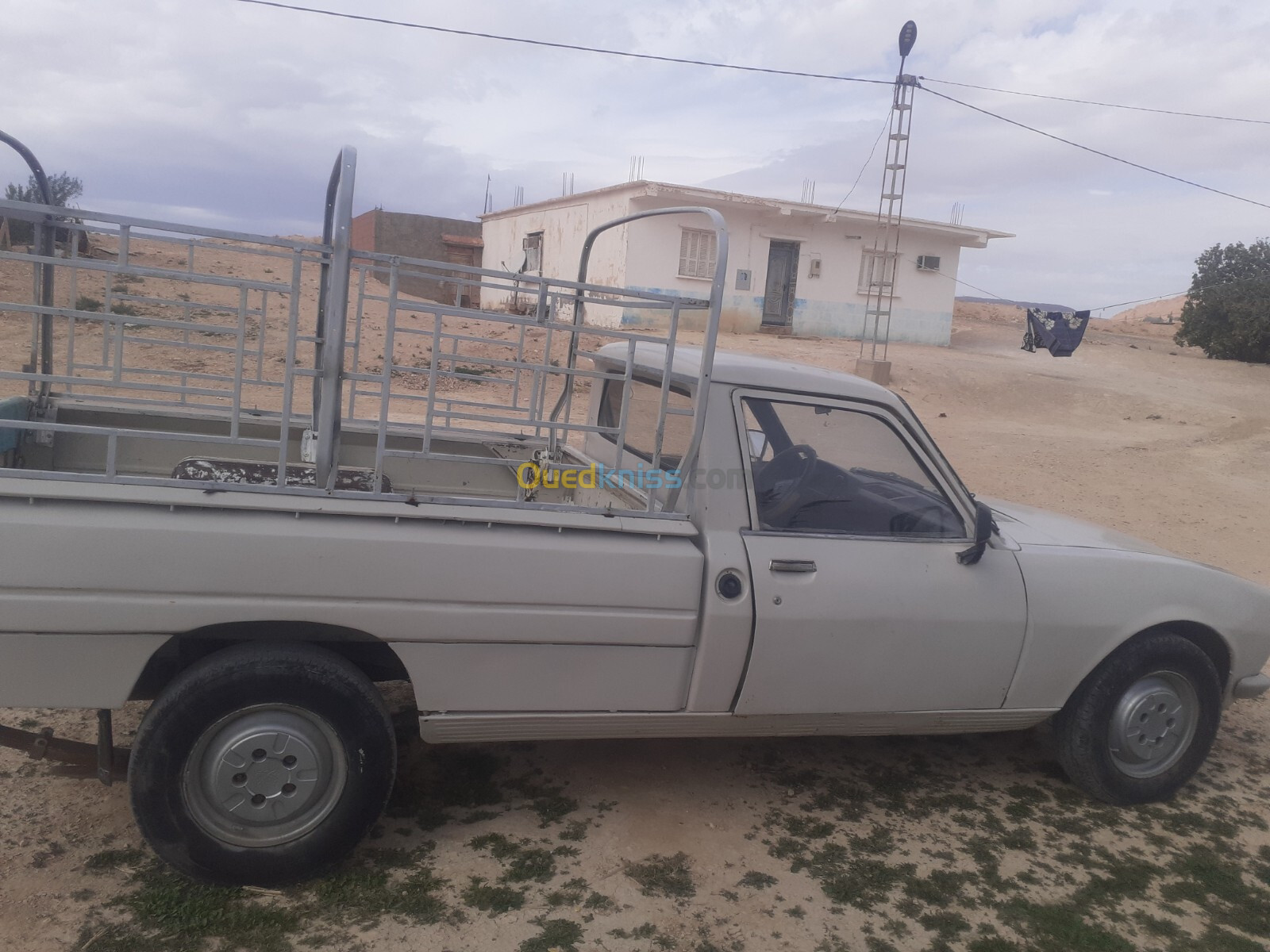 Peugeot 504 1983 504