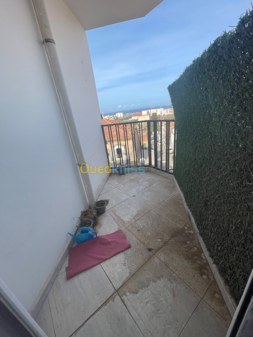 Location Appartement F4 Alger Kouba