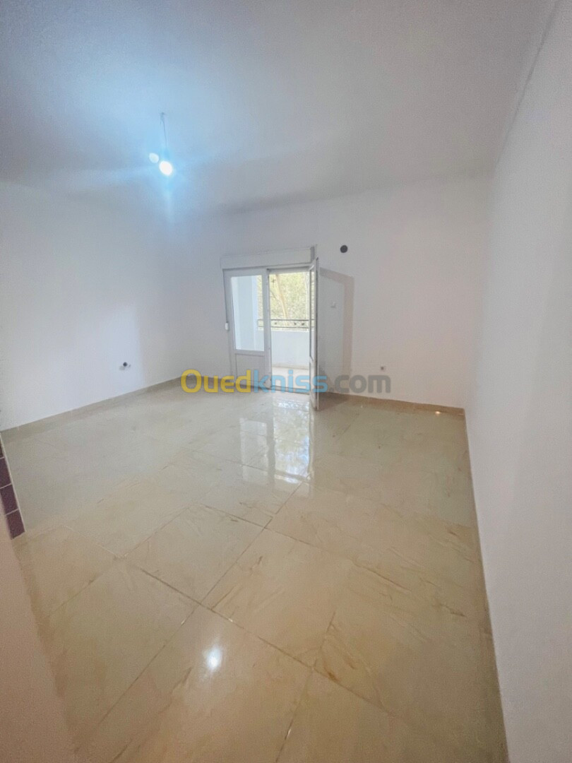 Location Appartement F3 Alger Hydra