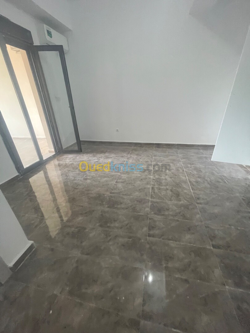 Location Appartement F3 Alger Hydra