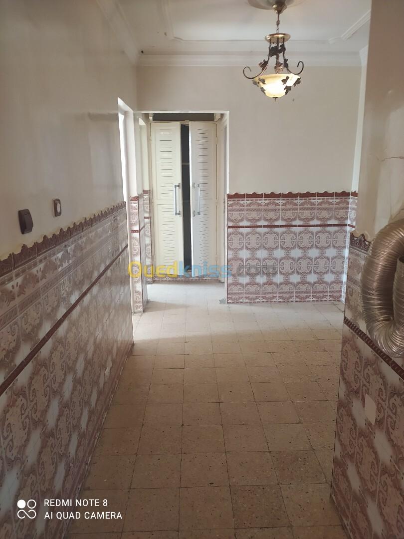 Location Appartement F4 Blida Ouled yaich