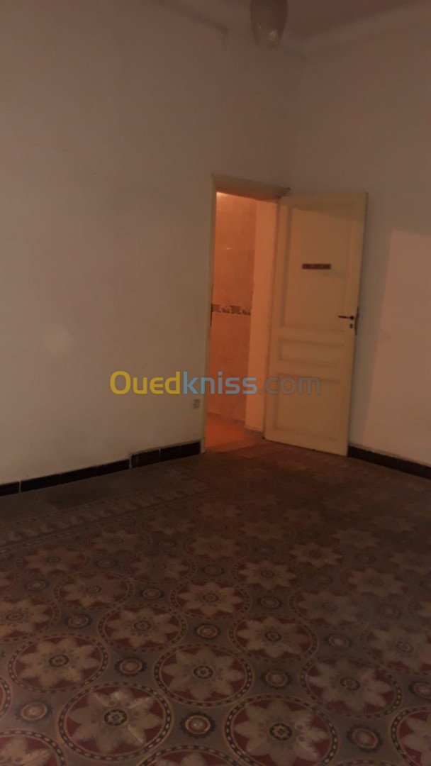 Location Appartement F5 Oran Oran