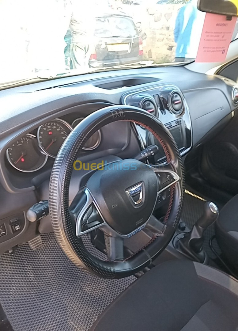 Dacia Sandero 2019 Tichrowd