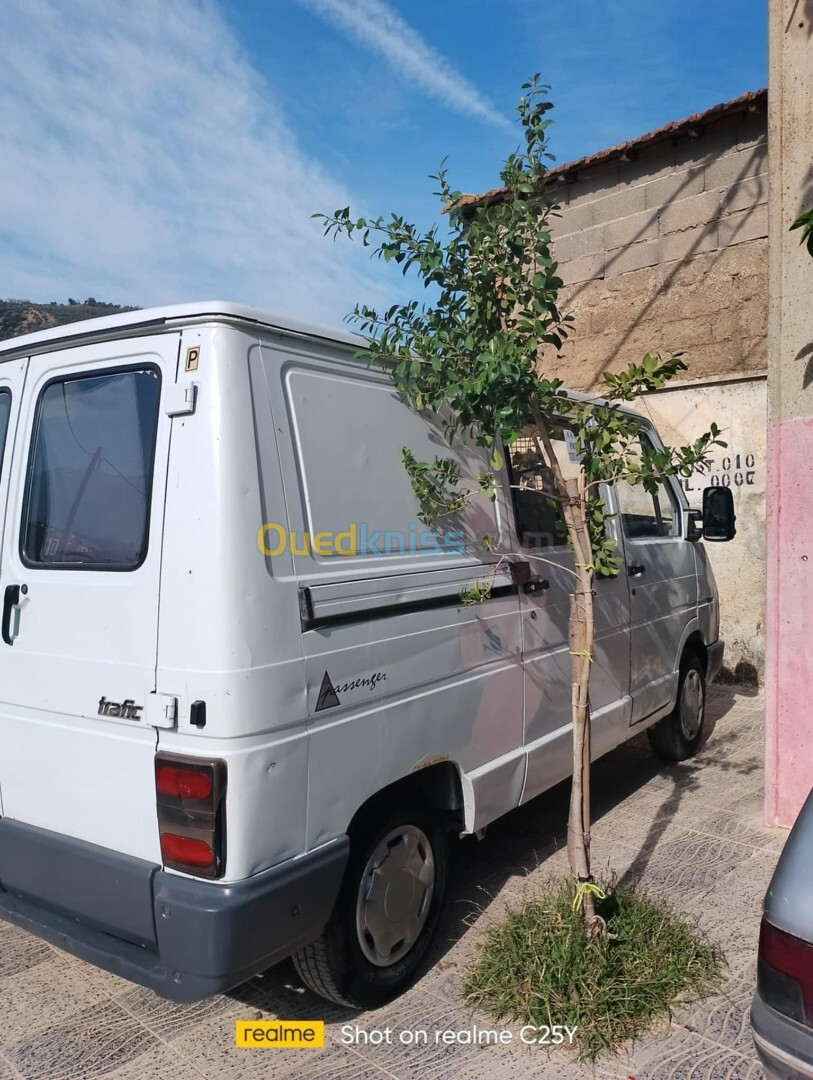 Renault TRAFIC 1998