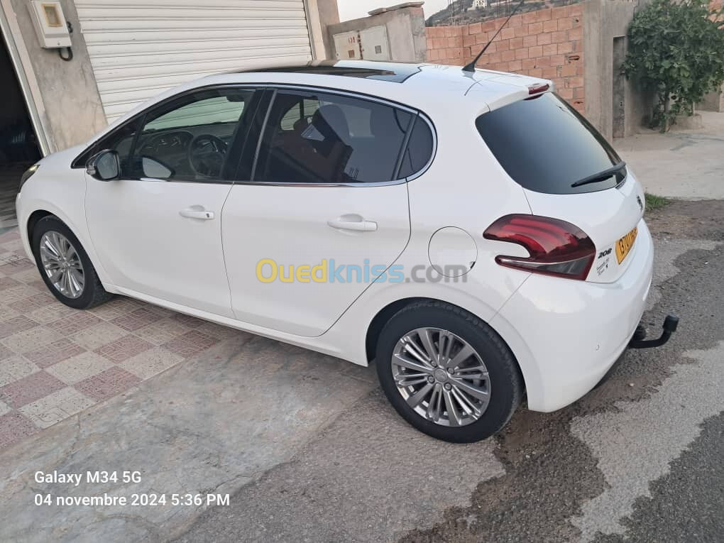 Peugeot 208 2018 Allure Facelift